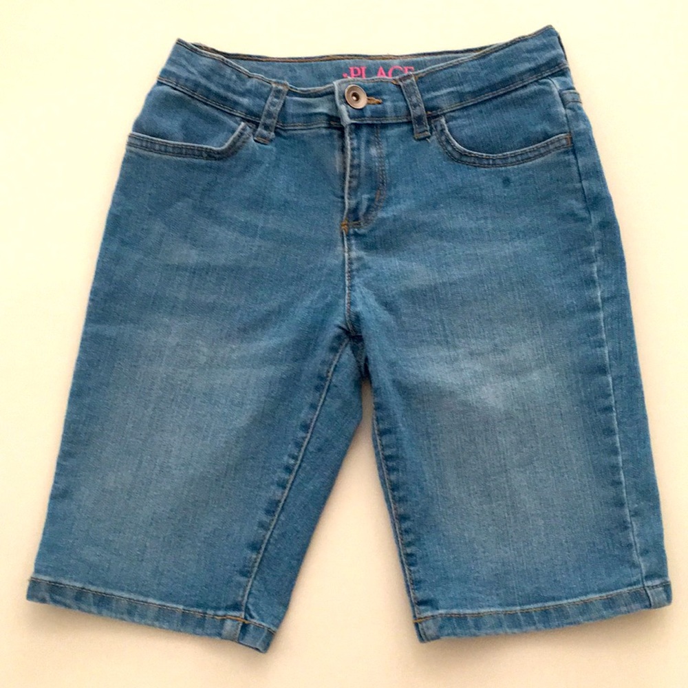Bermuda Jean Shorts Girl’s ♥️Size 8 ♥️❤️